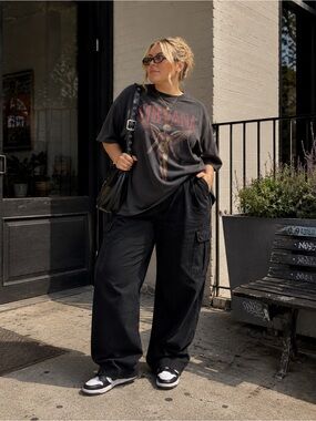 Old Navy Women’s Black Cargo Pants